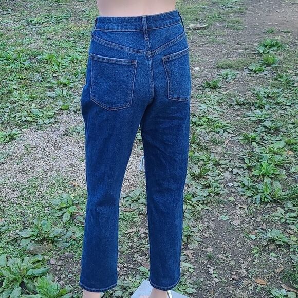 No boundaries high-rise girlfriend jeans - Picture 4 of 9